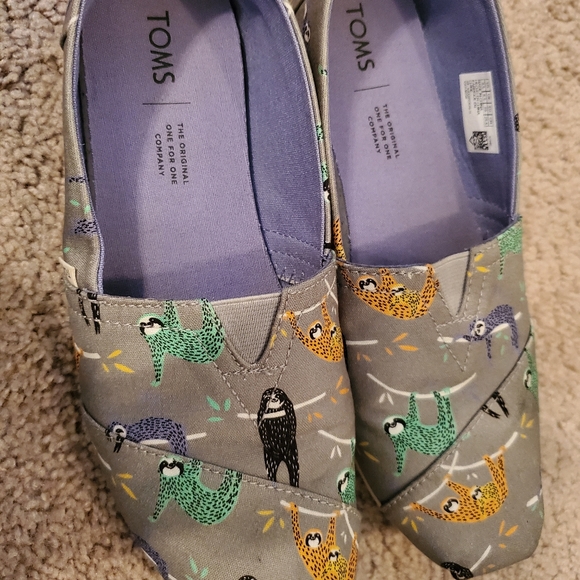 toms sloth shoes